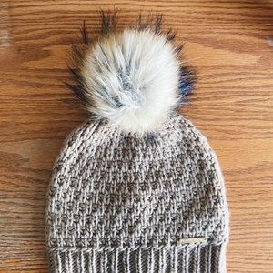 ❄️ Michael Kors Tan Pom Pom Beanie NEW